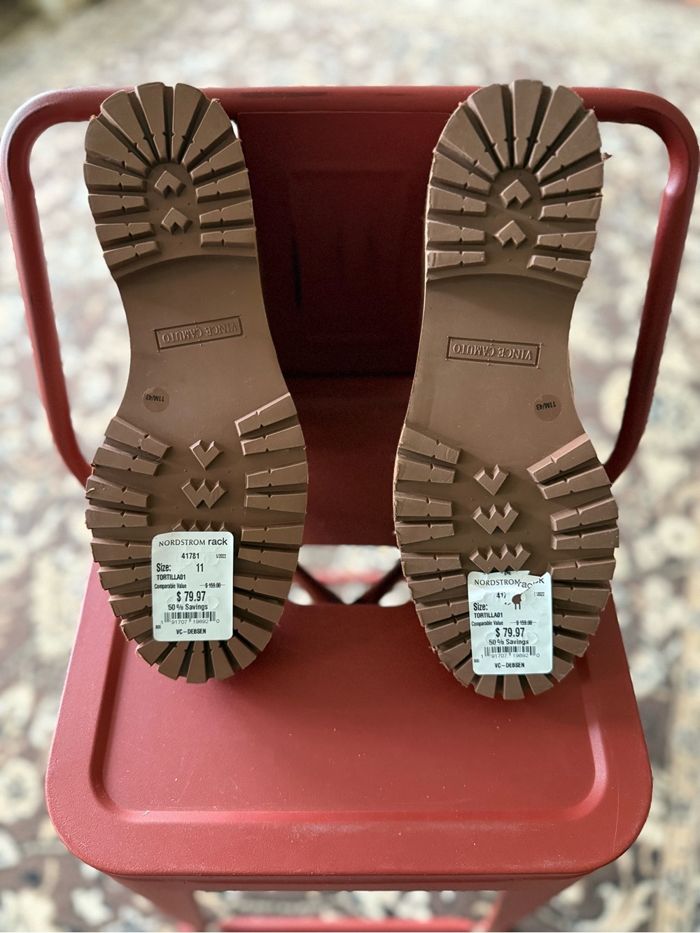 🍁NEVER WORN :Vince Camuto Taupe Croc-Embossed Lace-Up Platform Ankle Boots - Picture 3 of 6